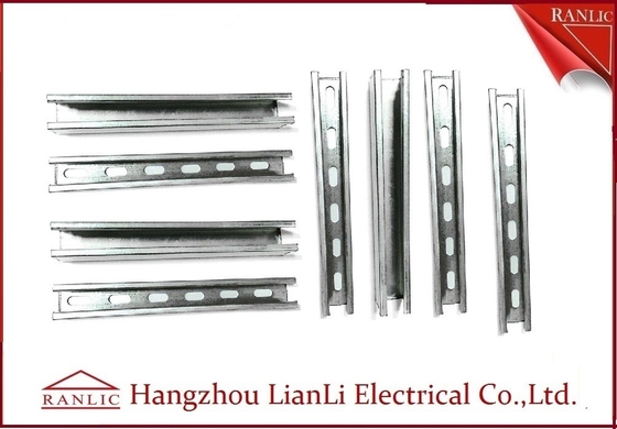الصين تركيبات قناة الدعامة الكهربائية فولاذية على شكل U مشقوق أو بدون فتحات ، طويلة الطول المزود