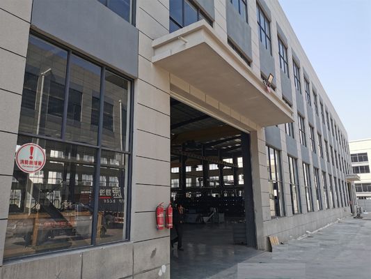 1/2" 3/4" أنبوب معدني مرن المزود