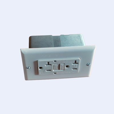 15A 125V AC GFCI أوعية مزدوجة وظيفة مراقبة مقاومة العبث المزود